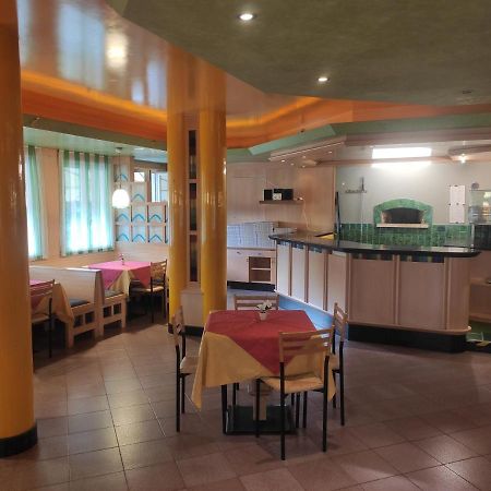 Albergo Al Trieste Nimis ภายนอก รูปภาพ