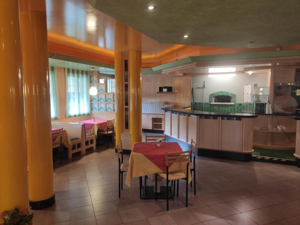 Albergo Al Trieste Nimis ภายนอก รูปภาพ